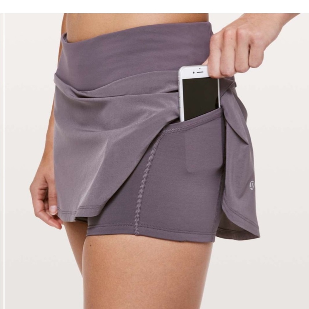 Lululemon Play Off The Pleats Skirt Graphite Purple size 4